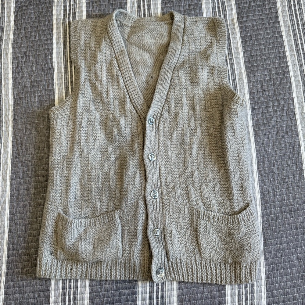 Vintage hand knit sweater vest